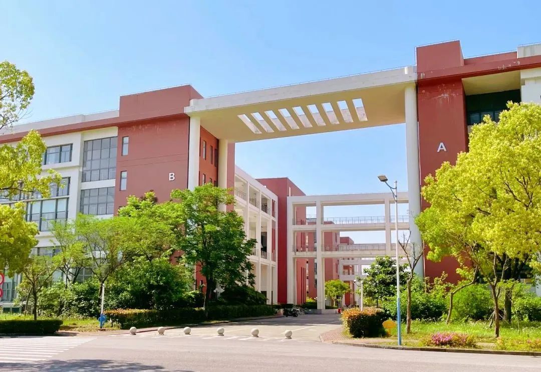 华东理工大学研究生院